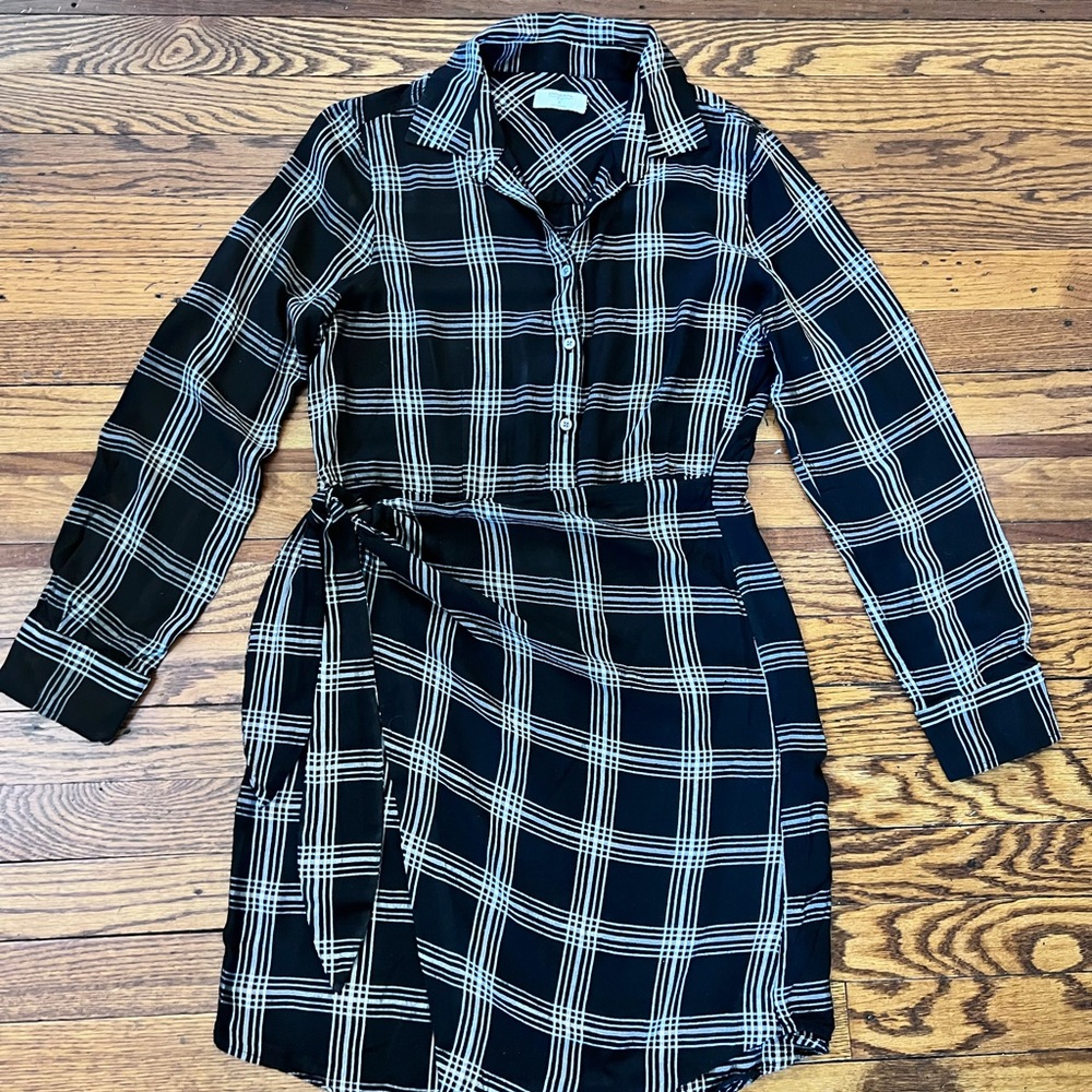 UNTUCKit Black and White Checkered Tessa Long Sleeve Dress
